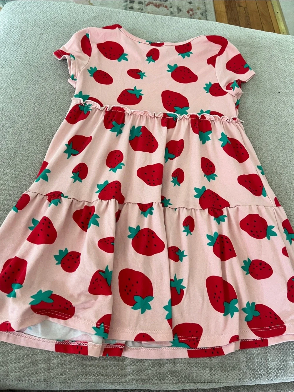 💙5 for $10💙 Girls Strawberry Tiered Pink Casual Dress 4/5